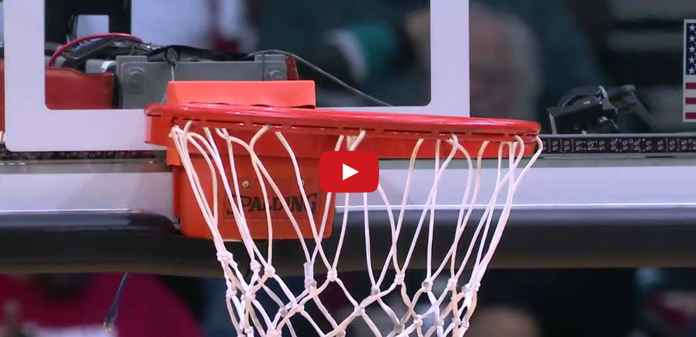 WTF : Un cercle cassé retarde le match Rockets-Wizards