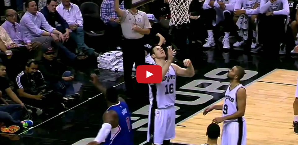 WTF : La danse « célébration » de Glen Davis