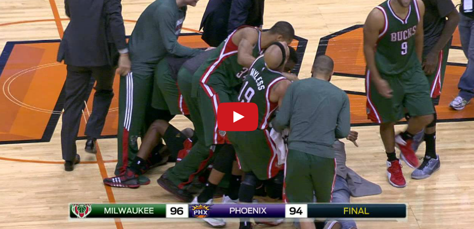 Clutch : Le buzzer beater de Khris Middleton
