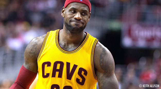 LeBron James : « Je voulais seulement protéger mon coach »