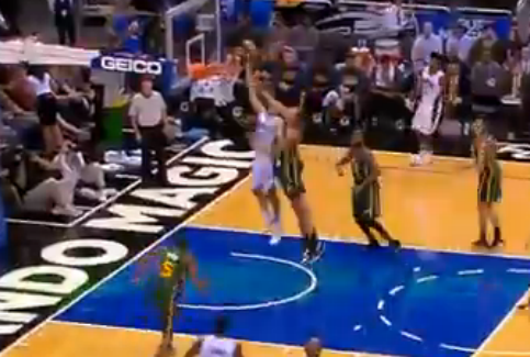 French connection : Rudy Gobert va au contre sur Evan Fournier !