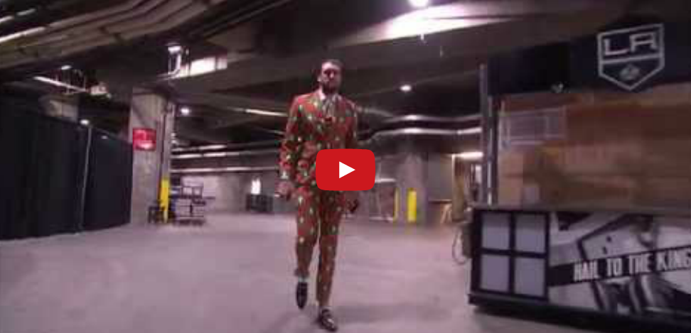WTF : Le look dingue de Spencer Hawes pour Noël
