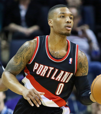 Damian Lillard n’arrive pas à stopper Memphis
