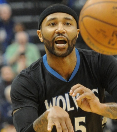 Mo Williams à Charlotte, Gary Neal chez les Wolves