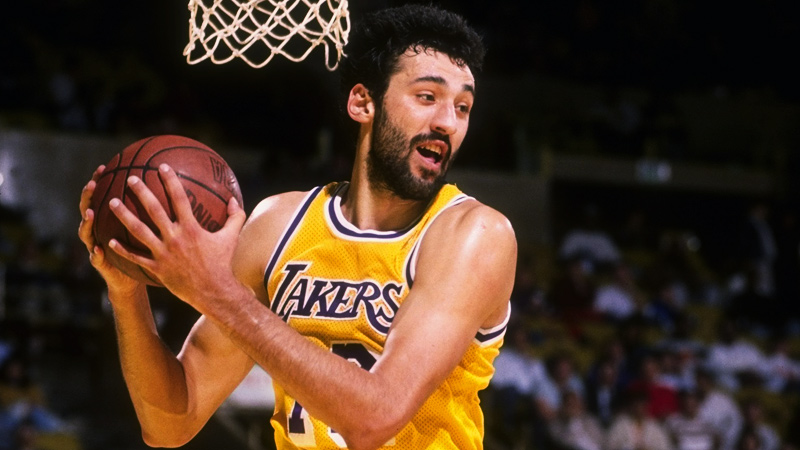 Vlade Divac : « Kobe Bryant le plus grand avec qui j’ai joué »