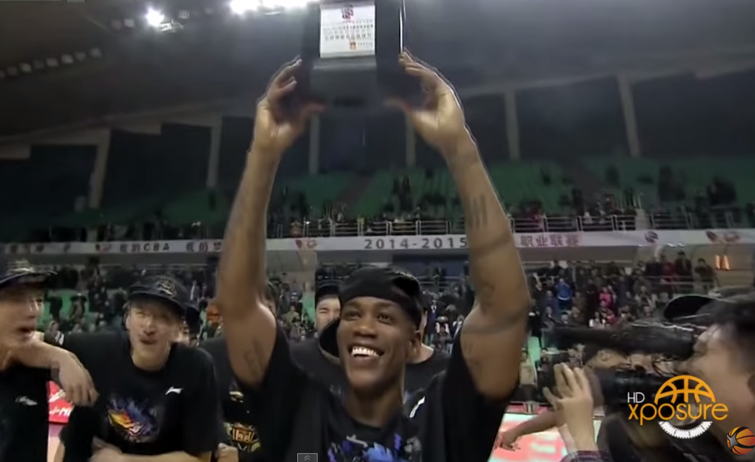 Stephon Marbury rempile en Chine