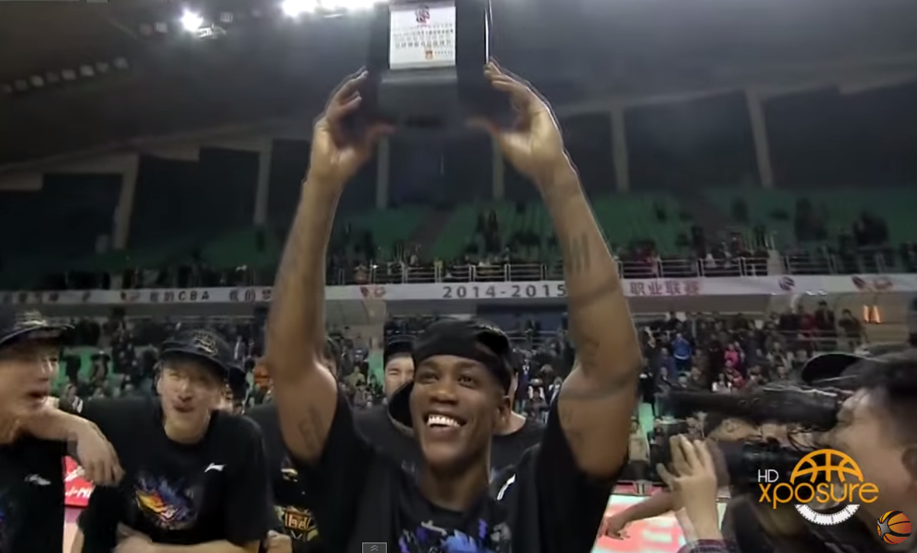 Stephon Marbury rempile en Chine