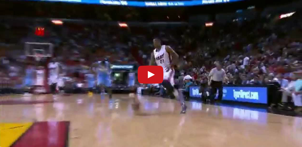 Dunk : Hassan Whiteside claque un Tomahawk !