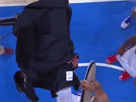 Le match des Clippers interrompu par… un t-shirt