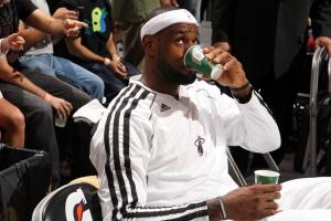 LeBron a demandé à Riley de remplacer Spoelstra en 2010