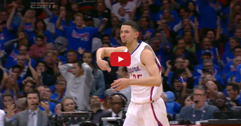 Austin Rivers parodie la célébration de James Harden
