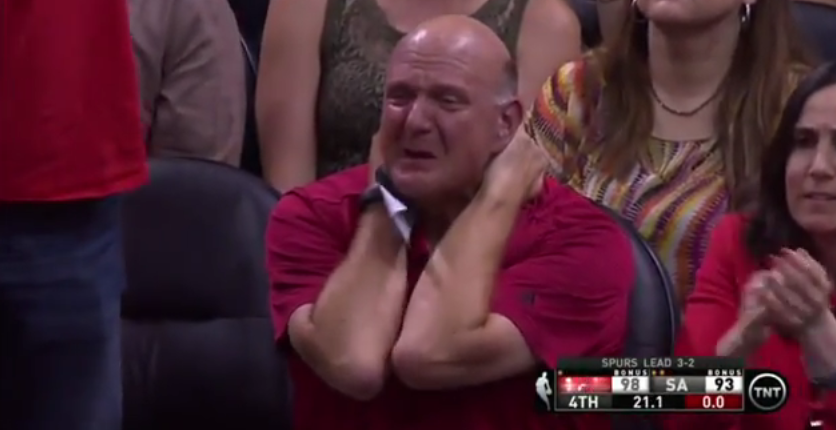 Du rire aux larmes : Steve Ballmer est complètement dingue