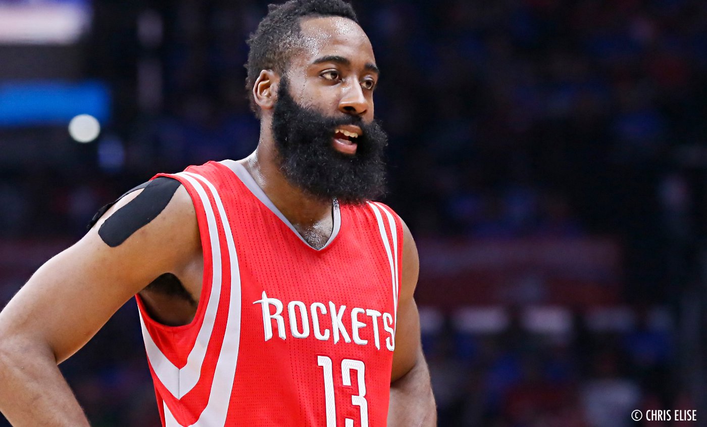 James Harden plante 50 points, les Rockets dominent les Sixers