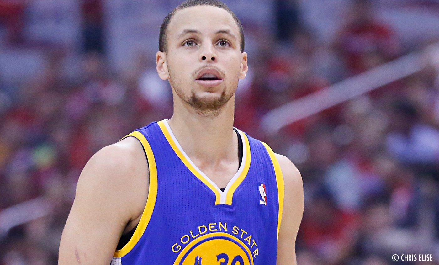 Stephen Curry en mode MVP, les Warriors déroulent face aux Rockets