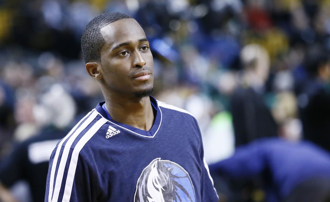 Rodrigue Beaubois marque 117 paniers à 3 points de suite !