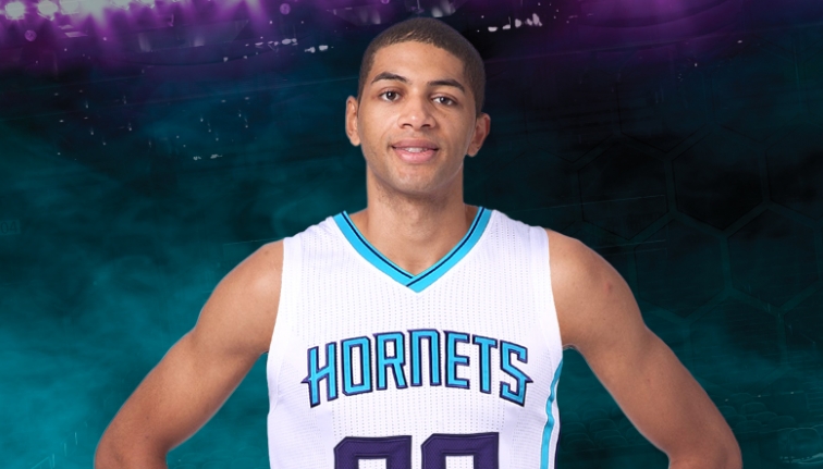 Steve Clifford encense (encore) Nicolas Batum !