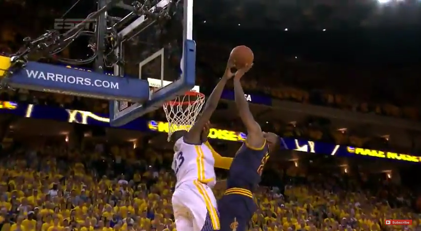 Top 5 : Klay Thompson fait voler Iguodala, Draymond Green stoppe LeBron