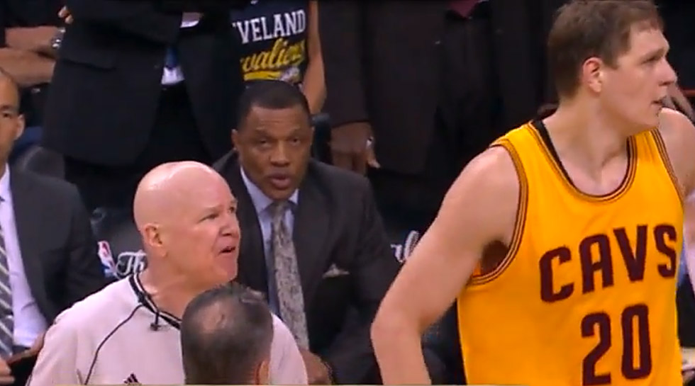Joey Crawford s’est excusé envers Timofey Mozgov pour son « shut up »