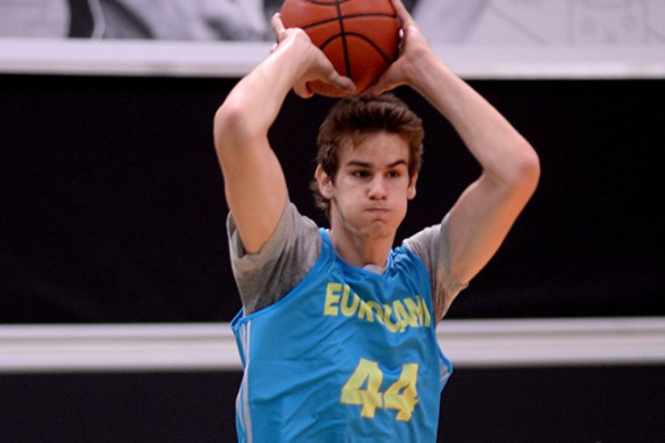 Mondial U19 : viré pour avoir refusé de porter des Jordan