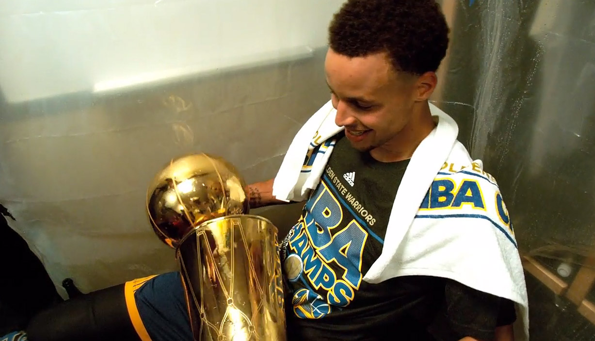 Replay : Stephen Curry – sa performance lors des playoffs 2015 !