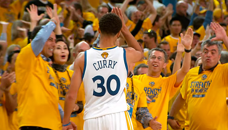 Finales NBA 2015 : Le meilleur de Stephen Curry en mode « Phantom »