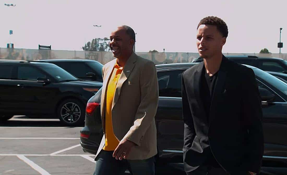 Les parents de Stephen Curry insultés par les fans des Raptors…