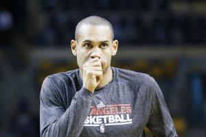 Grant Hill vs Zo Mourning : l’histoire d’un poster culte