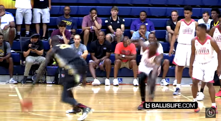 Move : Thon Maker envoie un adversaire au tapis