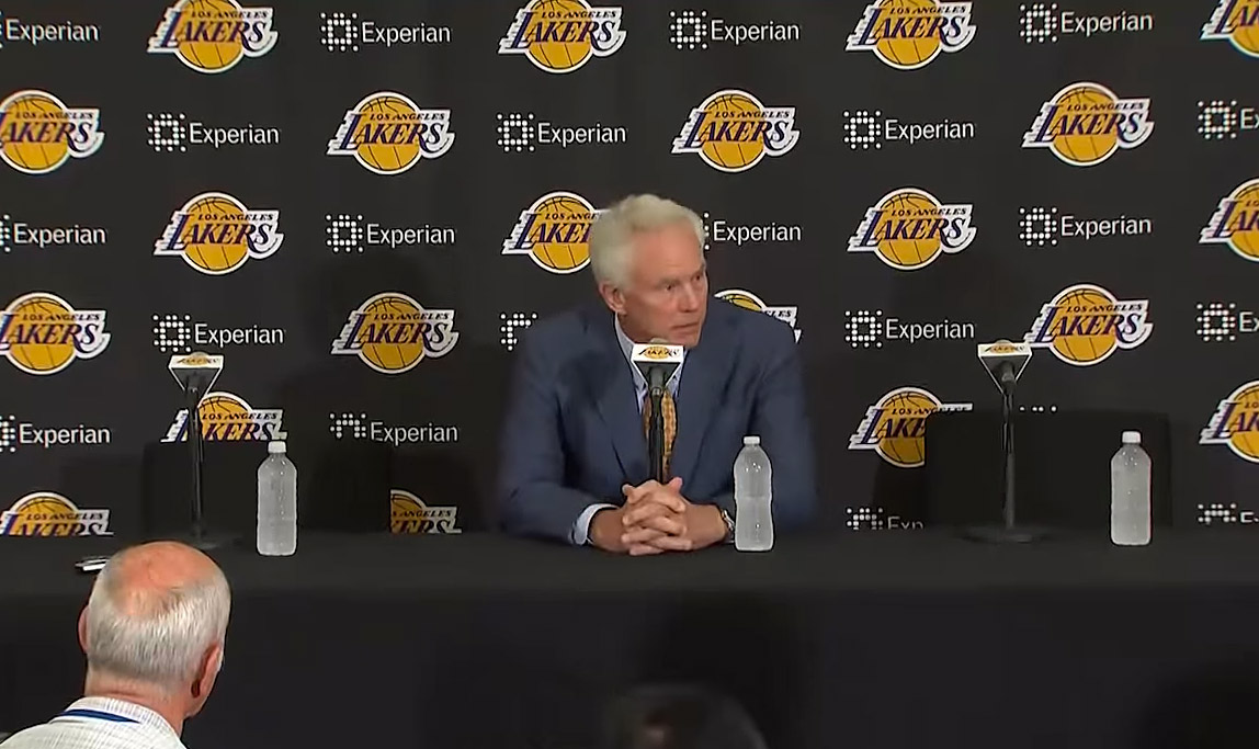 Mitch Kupchak convaincu que les Lakers peuvent jouer les playoffs