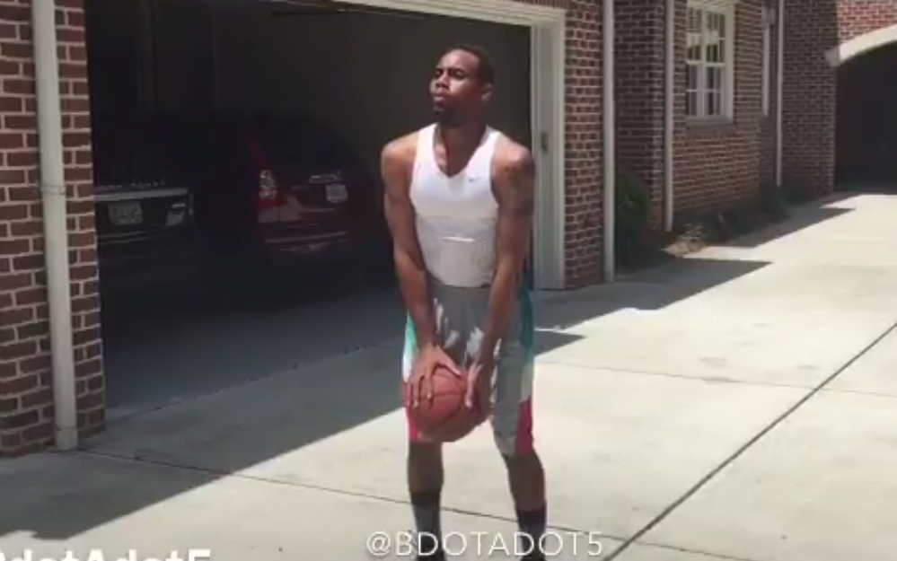 Le serial imitateur s’occupe du cas James Harden