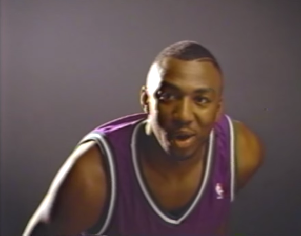 La reconversion originale de Vin Baker, ancien All-Star et ex-alcoolique