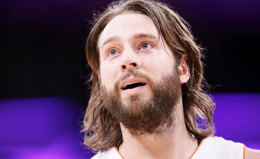 Miami conserve finalement Josh McRoberts