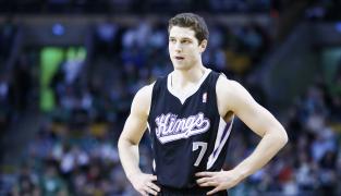 Jimmer Fredette ovationné pour son retour dans l&rsquo;Utah