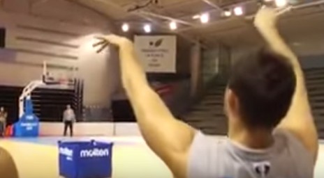 Trick shot : Danilo Gallinari marque d’où il veut