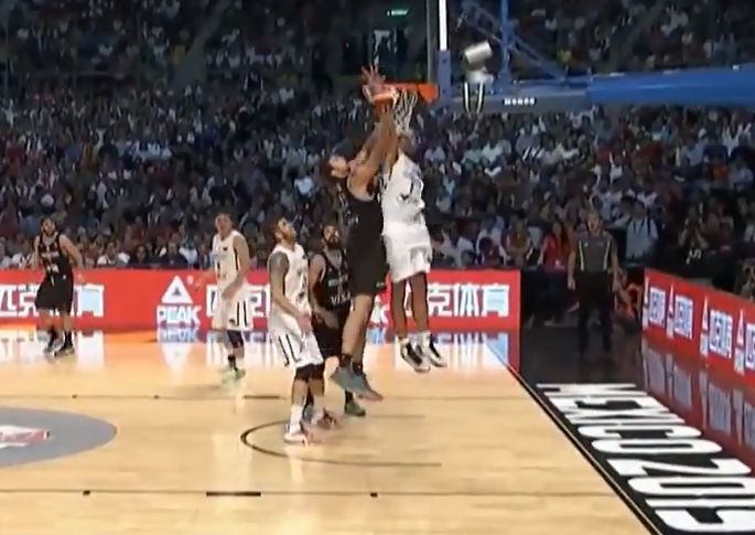 Top 5 championnat des Amériques : Gustavo Ayon est chaud !