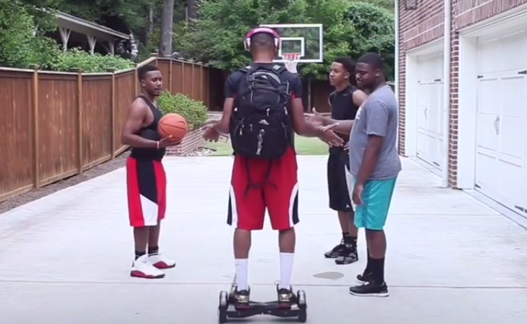 Imitation : Brandon Armstrong s’attaque à J.R. Smith