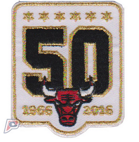 L’écusson bien classe des Chicago Bulls pour leur 50e anniversaire