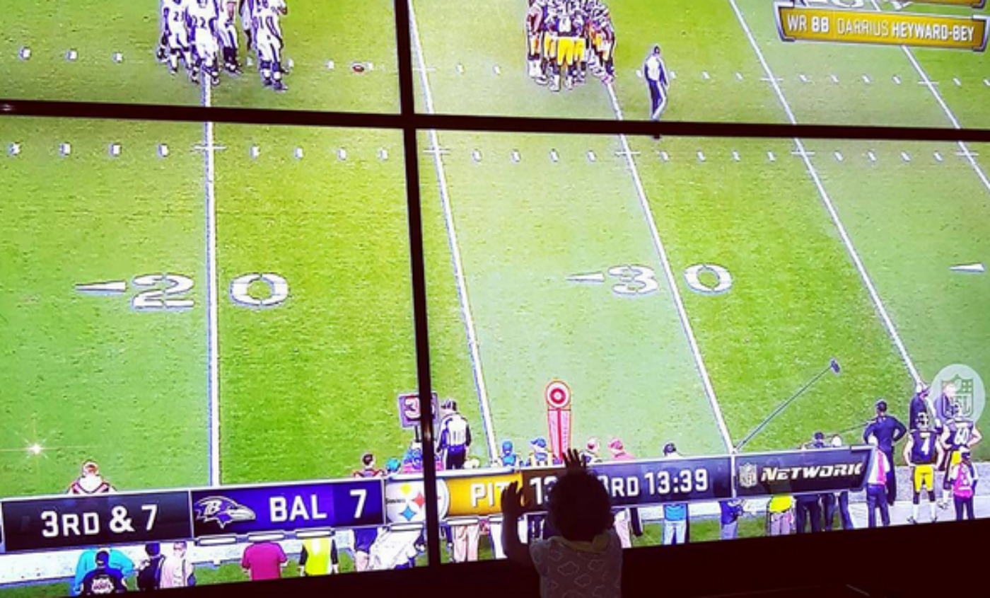 LeBron James a un plus grand écran que vous