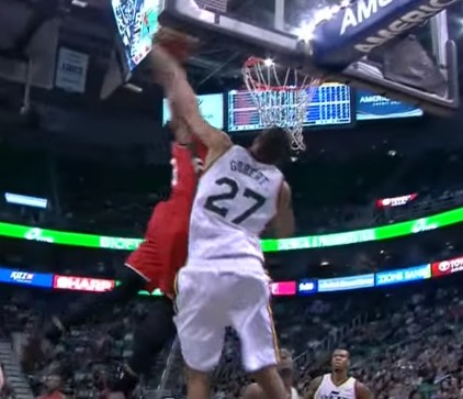 Violent : L’énorme poster de DeMar Derozan sur Rudy Gobert