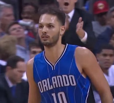 Perf : Evan Fournier cartonne en vain face aux Rockets (29 pts)