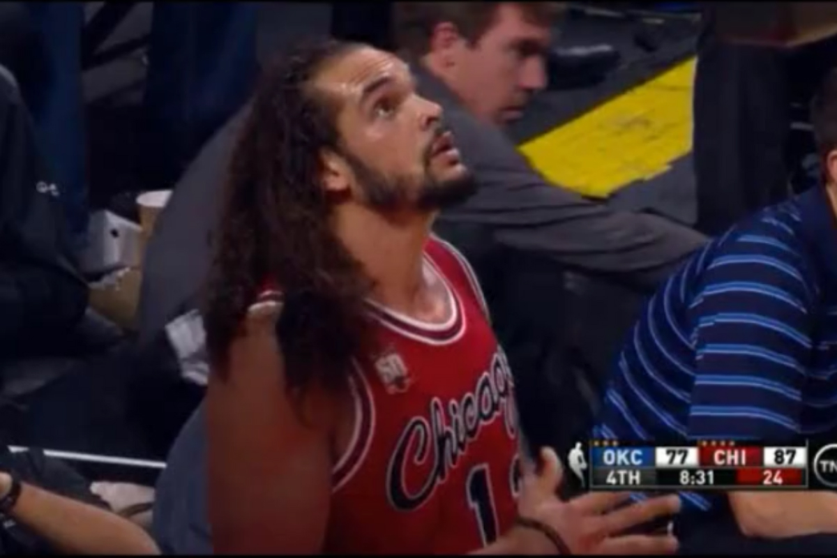 Charles Barkley se moque de la coupe de Joakim Noah