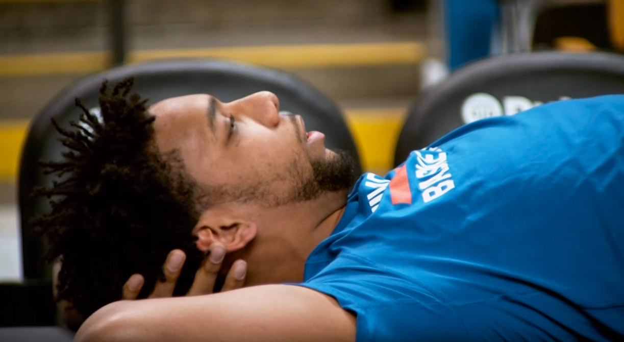 Les ennuis continuent pour Jahlil Okafor…