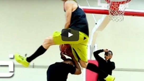 Dunk session : Lipek et Chris Staples régalent à l’entraînement