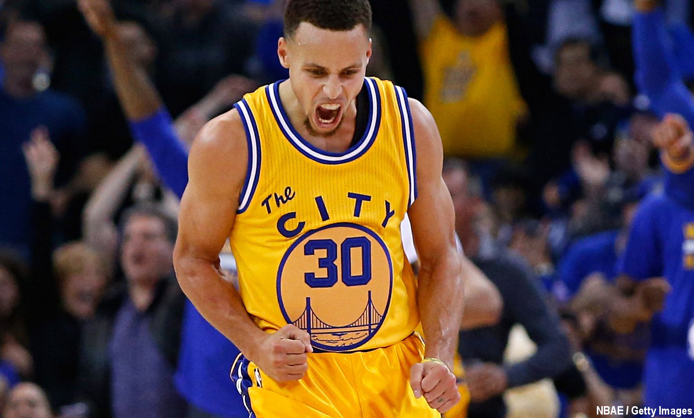 Stephen Curry incroyable contre le Thunder, les Warriors en Playoffs !