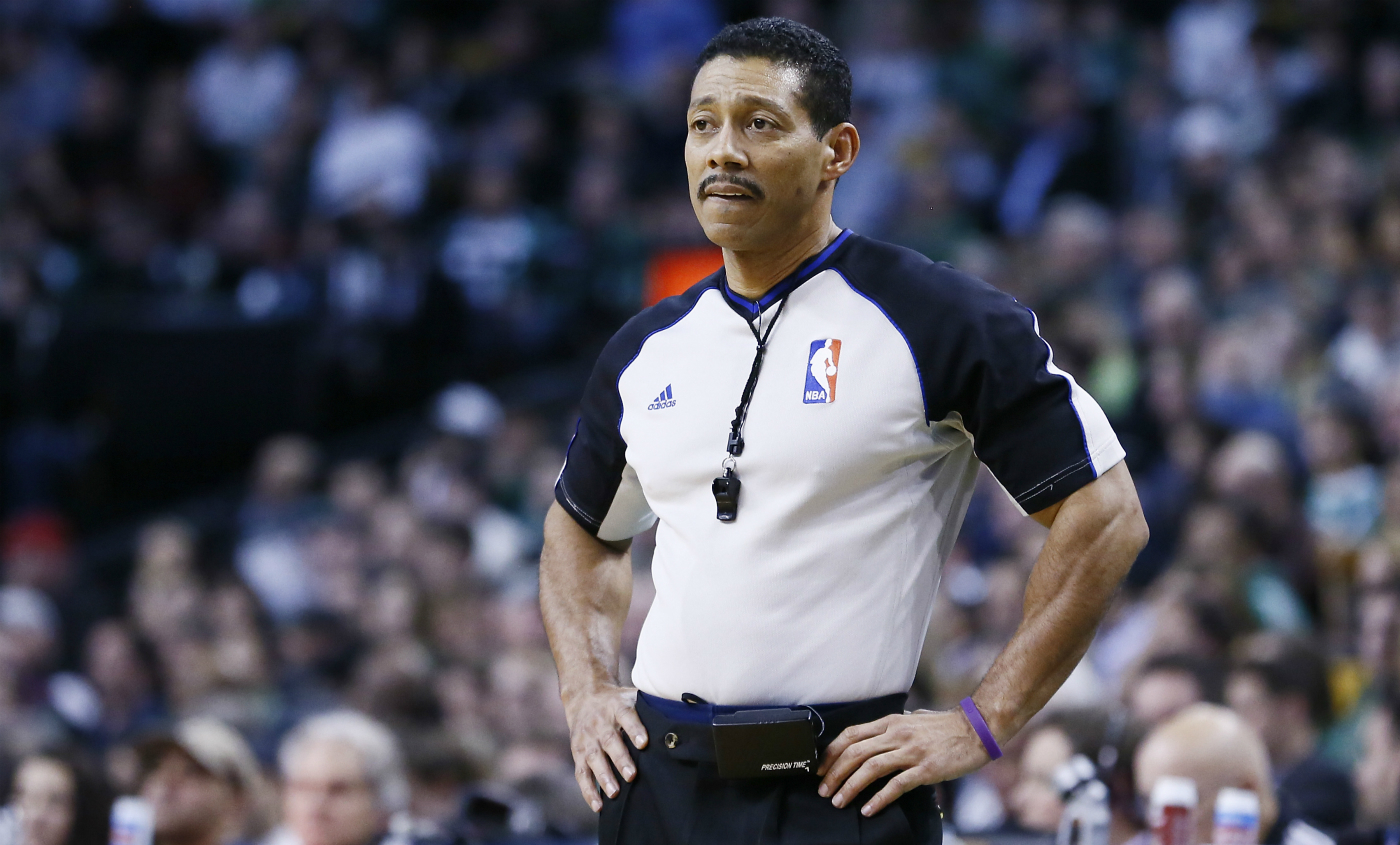 L’arbitre Bill Kennedy fait son coming out après des injures de Rajon Rondo