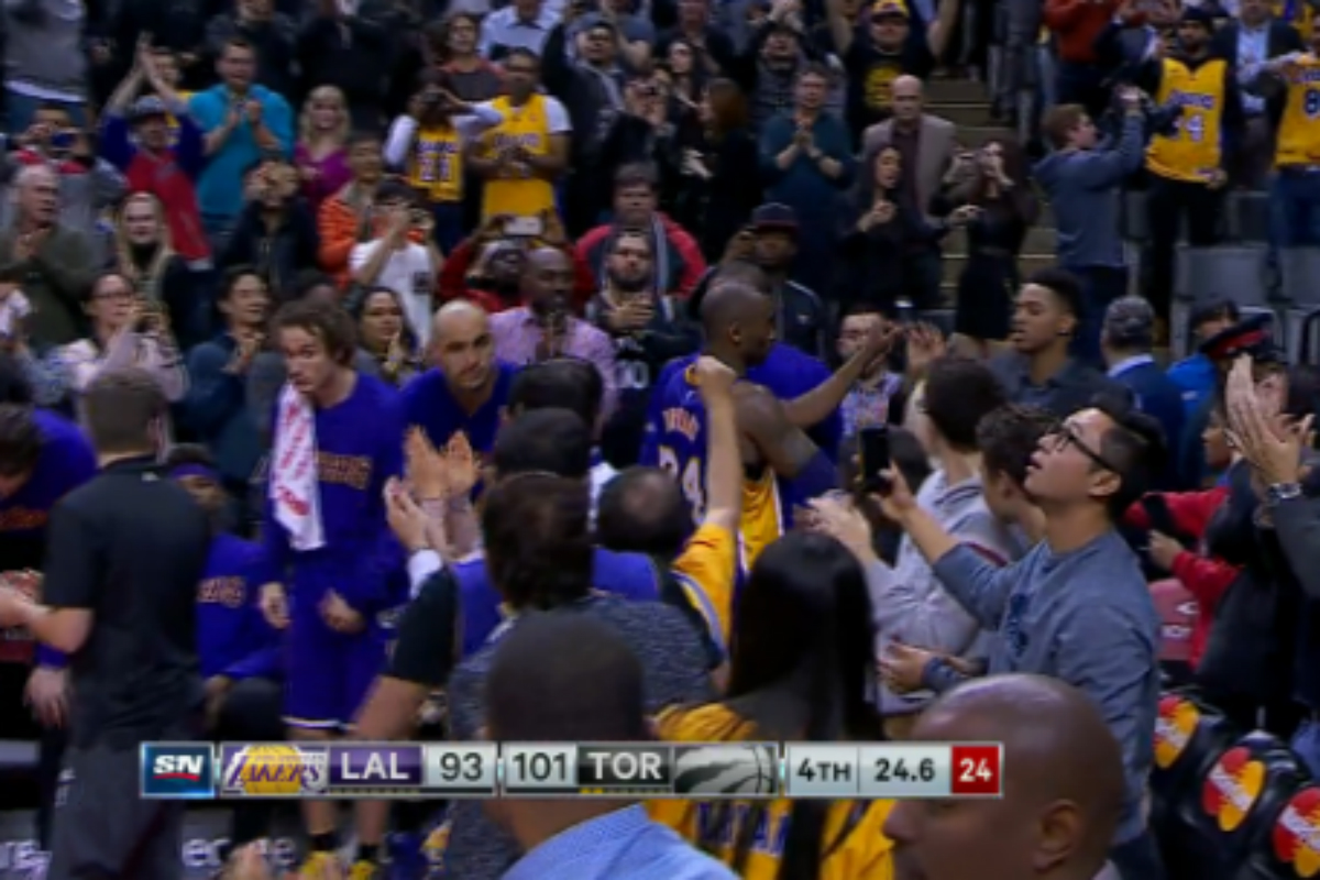 Kobe Bryant en jambes à Toronto, les Lakers battus