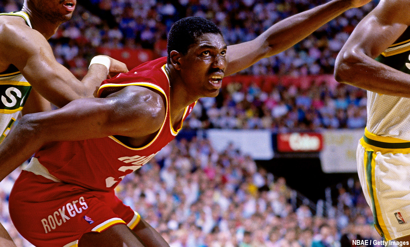 Le jour où Hakeem Olajuwon aurait dû gifler Kevin Johnson