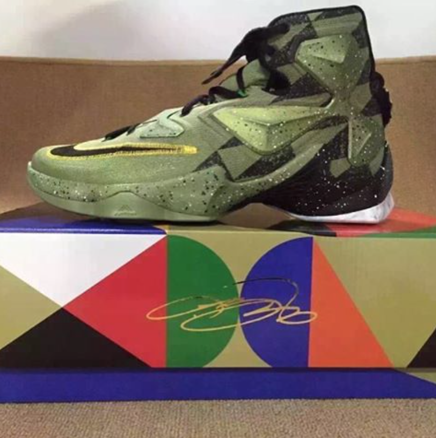 La LeBron 13 All-Star débarque bientôt !