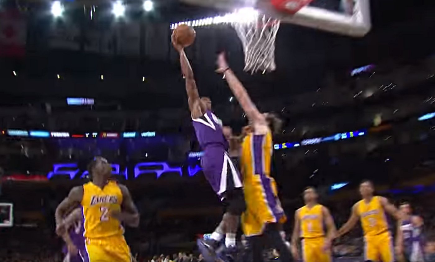 Rajon Rondo claque un énorme poster avec la faute !