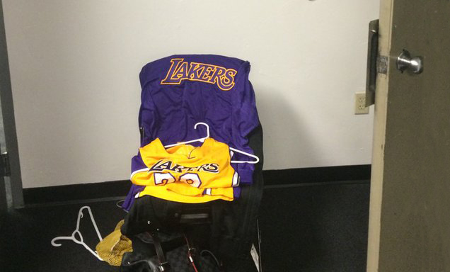 Quand les Kings manquent de casiers pour l’équipe adverse